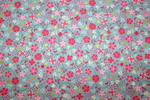 Preview: Designerbaumwollstoff Love Flowers (10 cm)